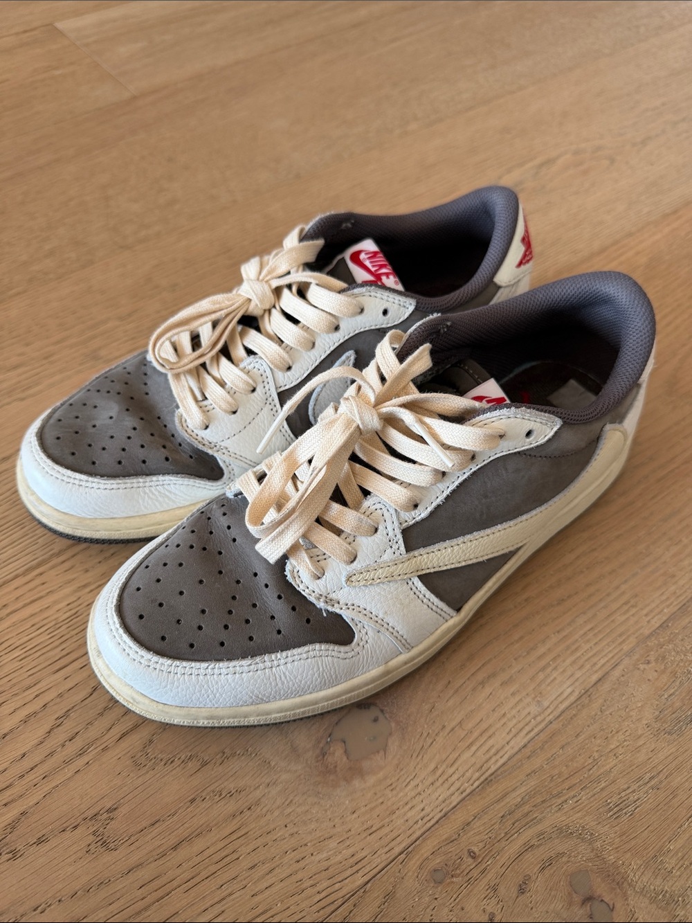 Air Jordan Retro 1 Low OG SP Travis Scott Reverse Mocha